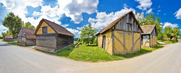 Landsbyhistorisk arkitektur i Kroatia – stockfoto