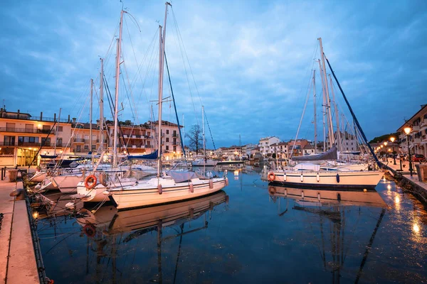 Město Grado Pobřeží Jaderského Moře Přístav Architektura Svítání Pohled Friuli — Stock fotografie