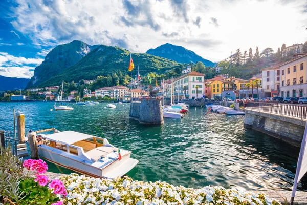 Staden Menaggio Como Sjö Vatten Blomma Utsikt Lombardiet Regionen Italien — Stockfoto