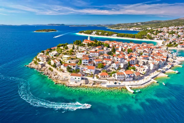 Adriatiska Turist Stad Primosten Antenn Panoramautsikt Över Skärgården Adriatiska Havet Royaltyfria Stockbilder