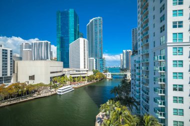 Miami nehri kıyısı manzaralı, Florida eyaleti, ABD