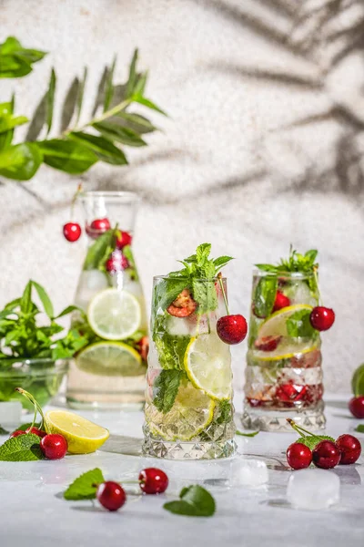 Cherry Mojito Cocktail Highball Glass Mocktails Surrounded Ingredients Bar Tools — Foto Stock