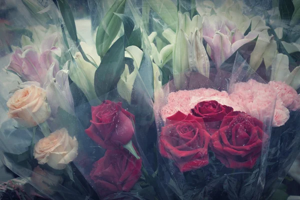 红玫瑰花卉花束情人节一天 — 图库照片