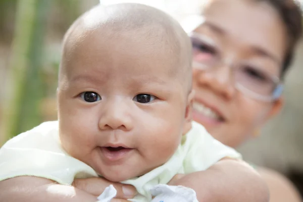 Madre e neonato — Foto Stock