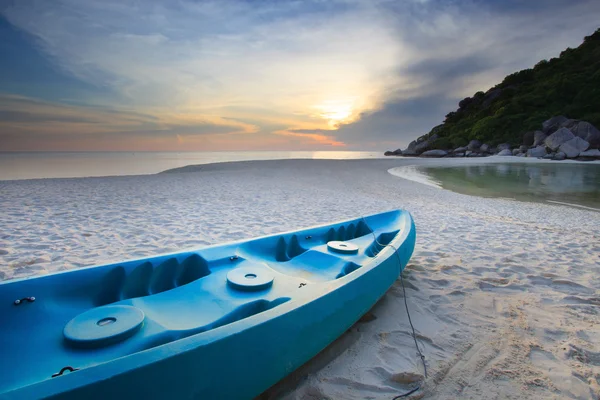 Zee scène en kleurrijke hemel in thailand — Stockfoto