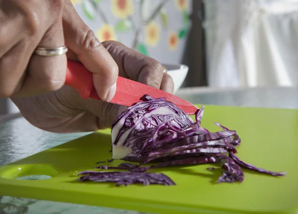 Puple cabbage sliced — Stock Photo, Image