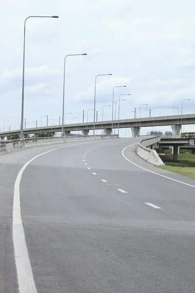 Uso de carreteras e infraestructuras para el transporte de servicios gubernamentales — Foto de Stock