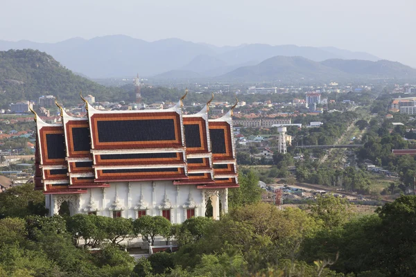 Boeddha kerk op berg in huahin EA prachaupkhirikhun pr — Stockfoto