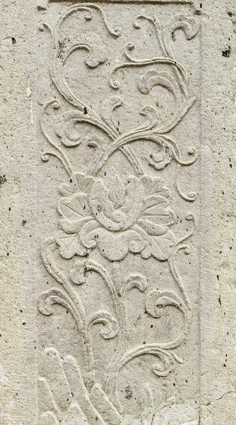 Старый камень резьба фон на стене храма забор — стоковое фото