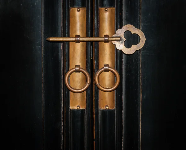 Close-up chave de cobre vintage — Fotografia de Stock
