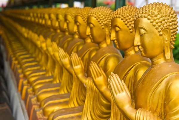 Buddha staty — Stockfoto