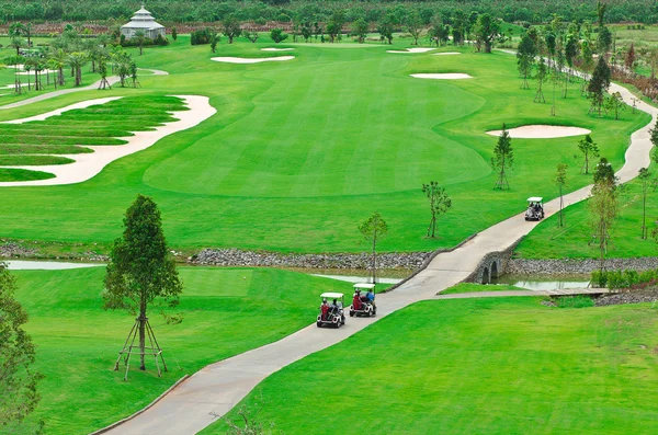 Landschap foto van een golfbaan — Stockfoto