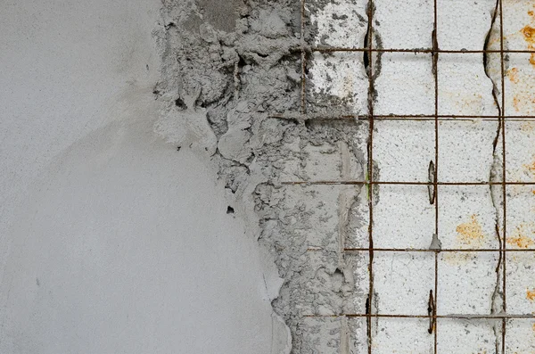 Paredes de hormigón armado dentro de la espuma de poliestireno — Foto de Stock