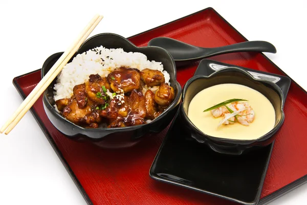 Arroz con pollo Teriyaki y huevo de vapor chino —  Fotos de Stock