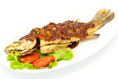 chili soslu kızarmış snapper