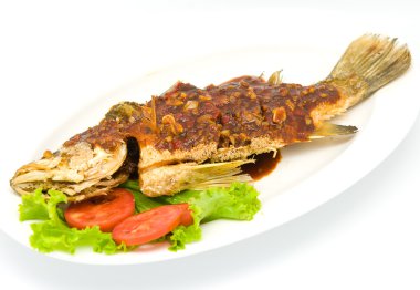 chili soslu kızarmış snapper