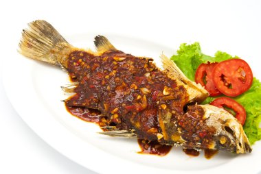 chili soslu kızarmış snapper