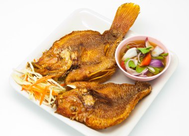 chili soslu kızarmış snapper