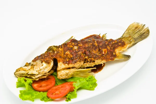 Snapper frito com molho de pimenta — Fotografia de Stock