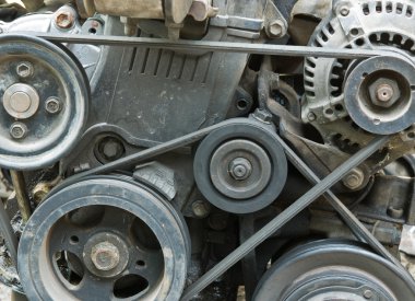 araba motoru bir parçası kadar yakın