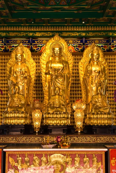 Estátua de buddha em Wat-Leng-Noei-Yi2 — Fotografia de Stock