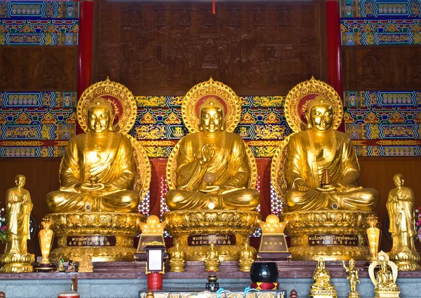 Estatua de buddha en Wat-Leng-Noei-Yi2 —  Fotos de Stock