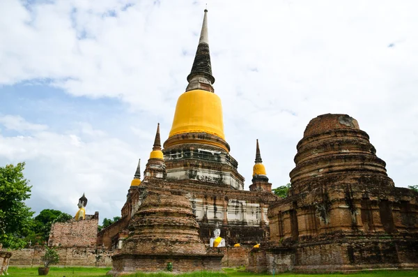 アユタヤ、タイで古い寺院. — ストック写真