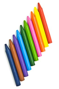 beyaz zemin üzerine mum boya kalemi