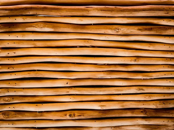 Vista vertical de la madera decorativa de eucalipto de corte —  Fotos de Stock