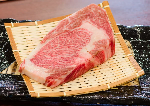 Close up marbled on fresh Japanese Kobe Matsusaka beef — Stock Photo, Image