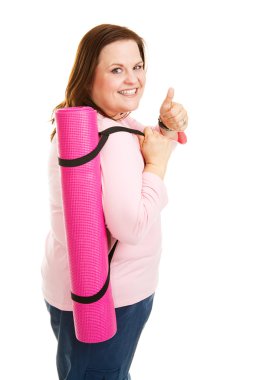 yoga mat perky artı boyutlu kadınla