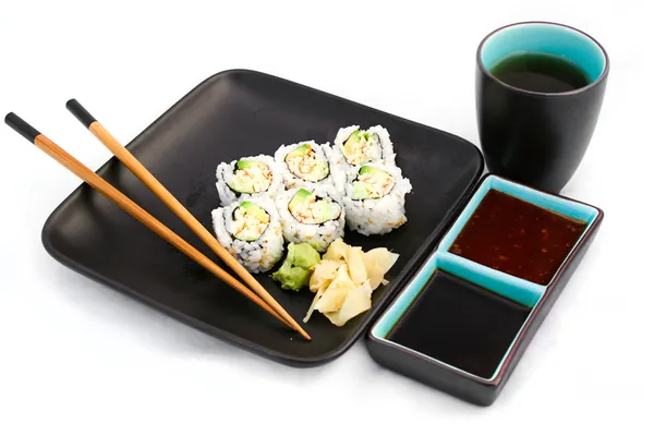 寿司饭上白色茶与孤立 — 图库照片