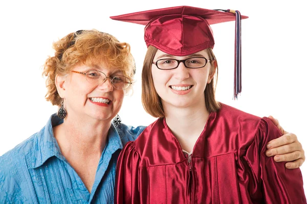 Lachende afgestudeerd en moeder — Stockfoto
