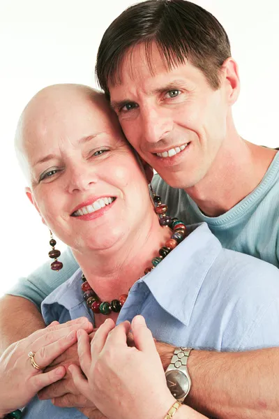 Un couple amoureux bat le cancer — Photo