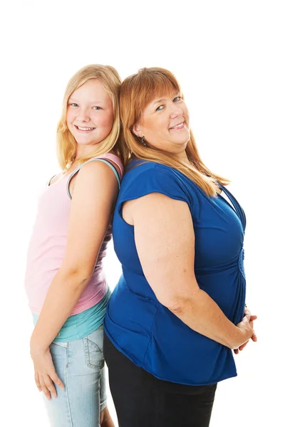 Teen Daughter is Taller Than Mom — Stock Photo, Image