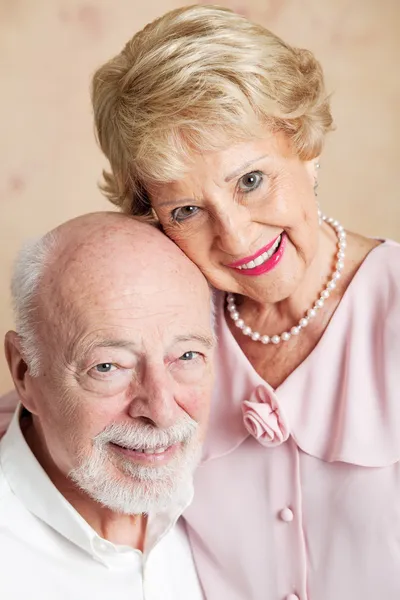 Retrato de Esposo Sênior e Mulher — Fotografia de Stock