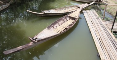 Vintage iki ahşap tekne