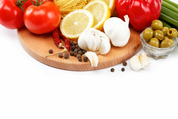 Set fresh vegetables isolated on white background — Stock Photo, Image