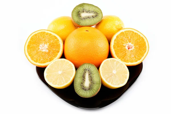 Свіжі фрукти ізольовані на білому тлі . — стокове фото