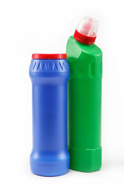 Waschmittelflaschen auf weißem Hintergrund. — Stockfoto