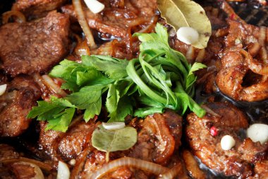 rosto et baharatlar ile.