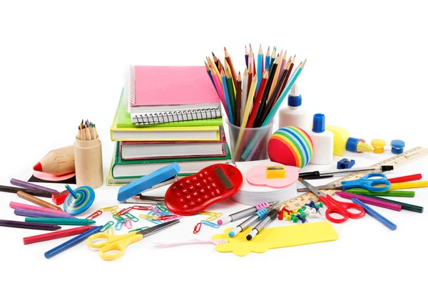 Materiale scolastico e per ufficio su sfondo bianco. Ritorno a scuola . — Foto Stock