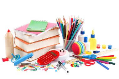 beyaz zemin üzerine okul ve ofis malzemeleri. okula dönüş.