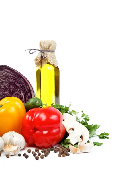 Healthy food. Fresh vegetables on a white background. — Stock Photo, Image