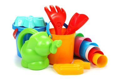 Oyuncak koleksiyonu beyaz arkaplanda izole edildi.