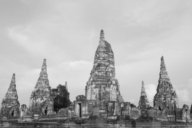 Antik Tapınağı (tek renkli)