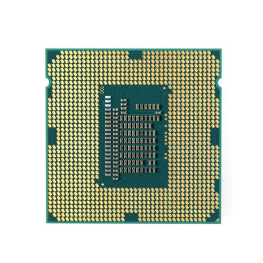Merkezi işlem birimi (cpu) beyaz zemin üzerine izole