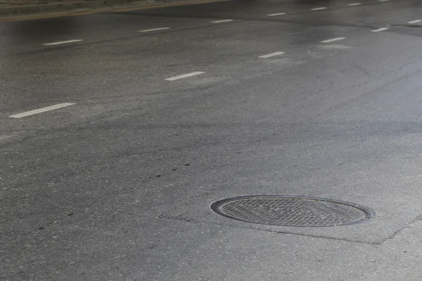 Boru kapak yolu üzerinde