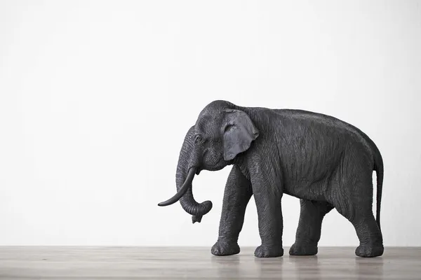 Elefante di legno — Foto Stock