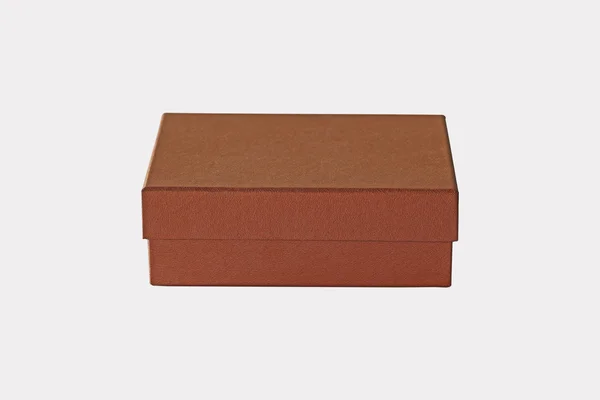 在白色背景上隔离的棕色纸盒 — 图库照片